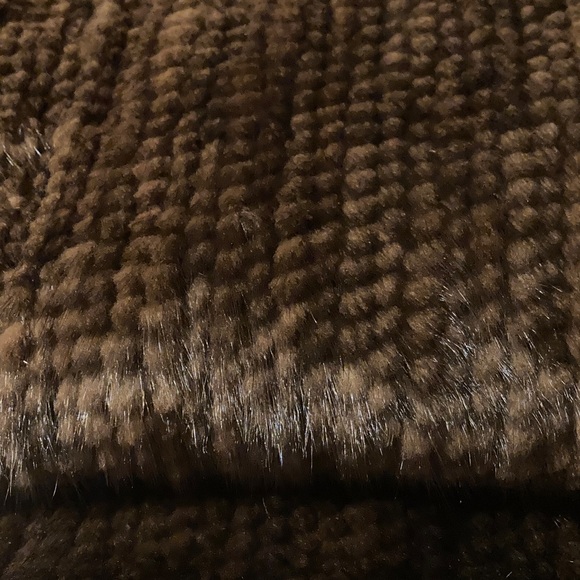 Knitted Genuine Mink Wrap/Scarf With Fringe - Picture 6 of 8
